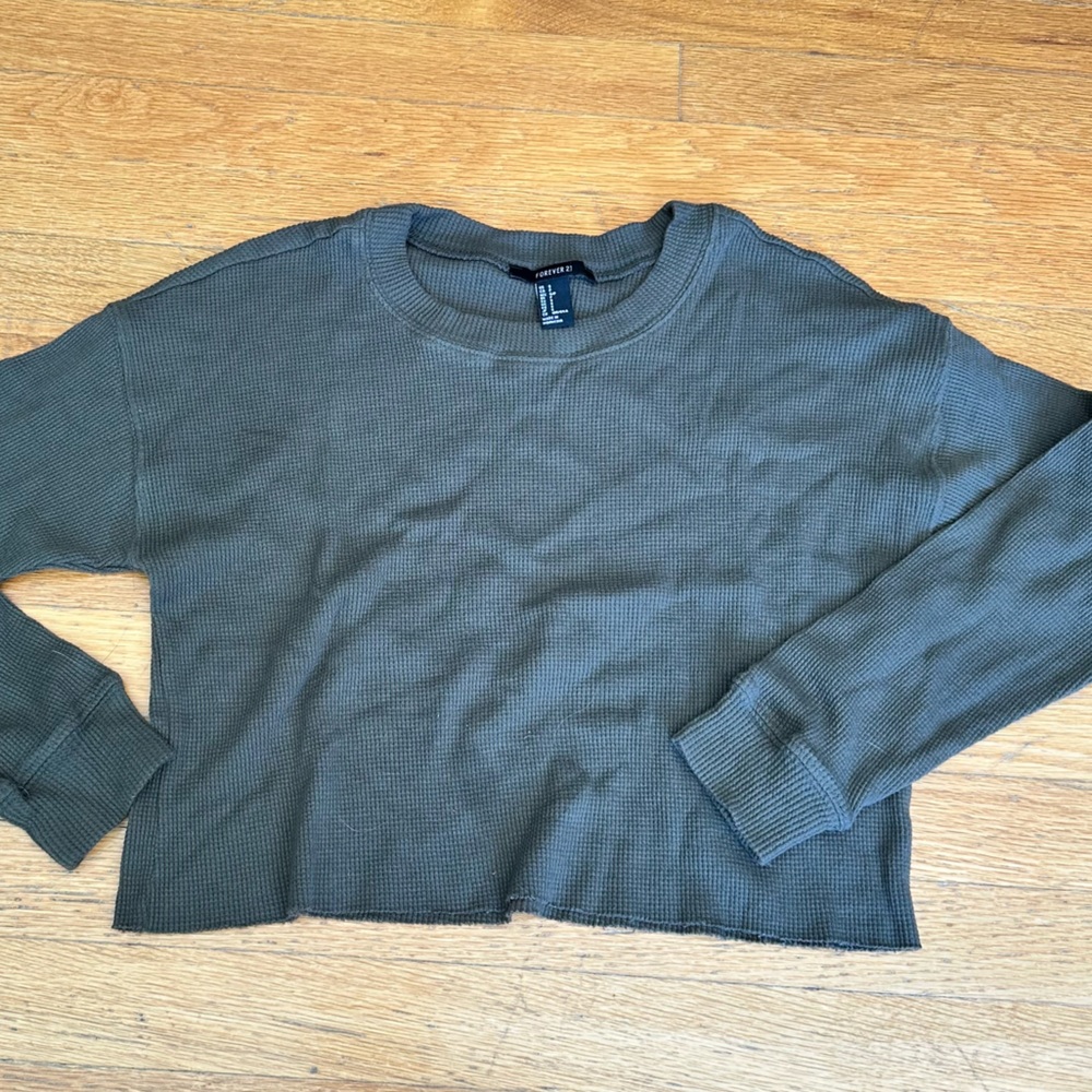 Forever 21 Cropped Green Dark Olive Crew Neck Sweater Flannel Ribbed Material